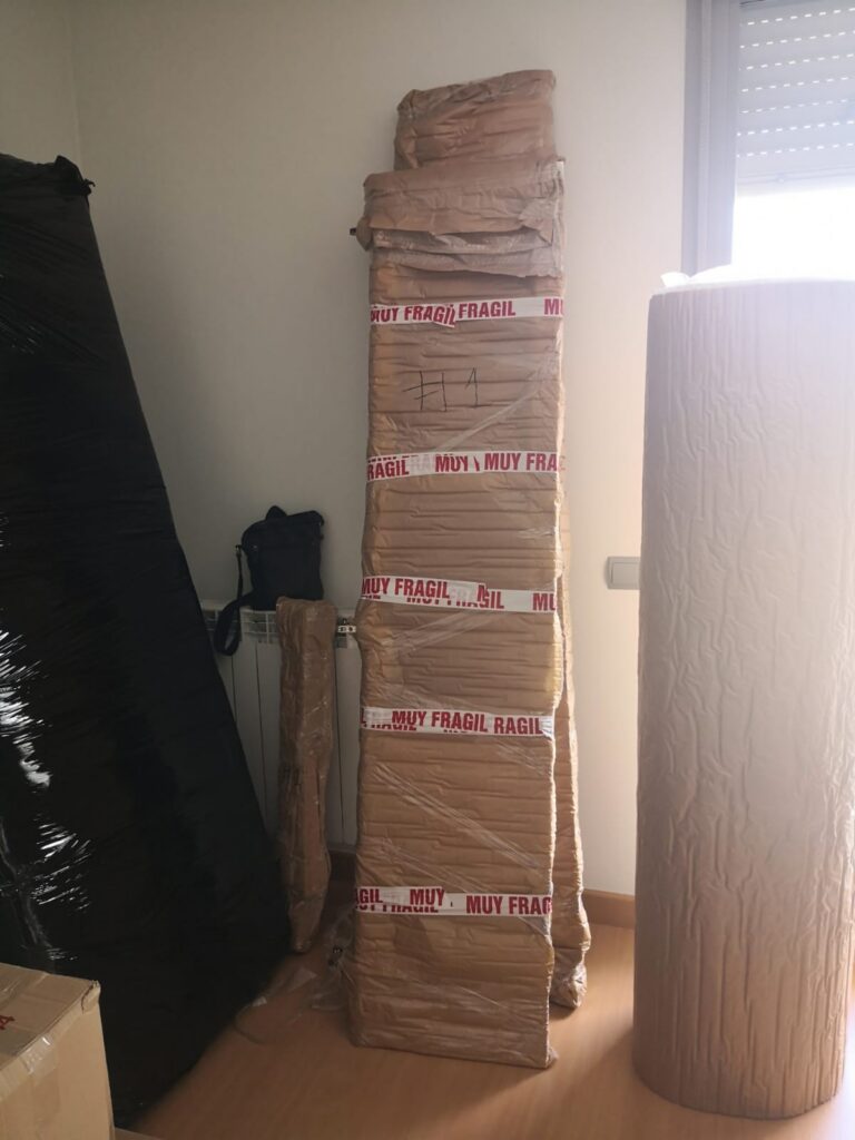 Mudanzas de empresas La Ermita